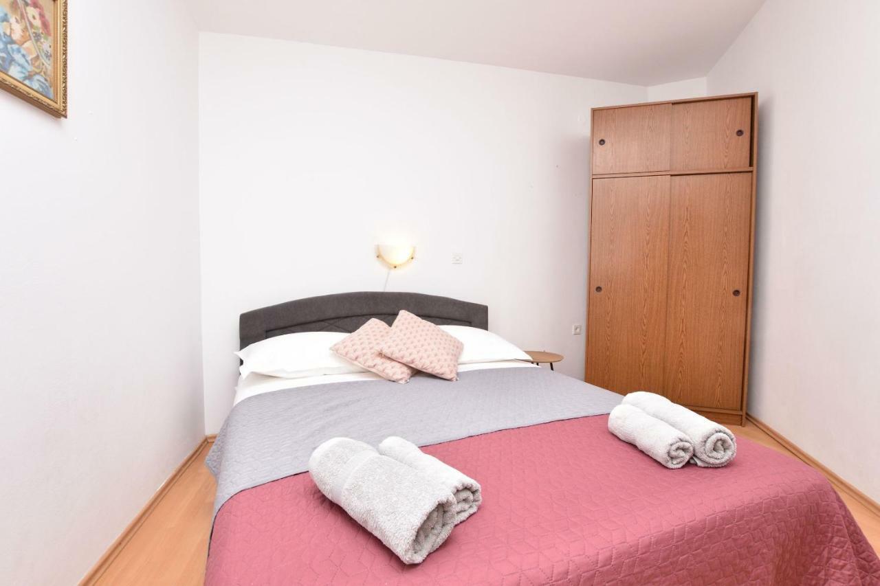 Apartment Nensi Primošten Eksteriør bilde